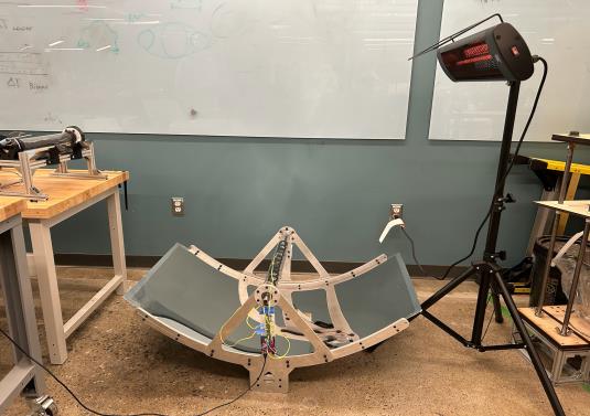 Indoor solar trough test setup